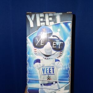 WWE Yeet Mascot Figure (Mr.MET)